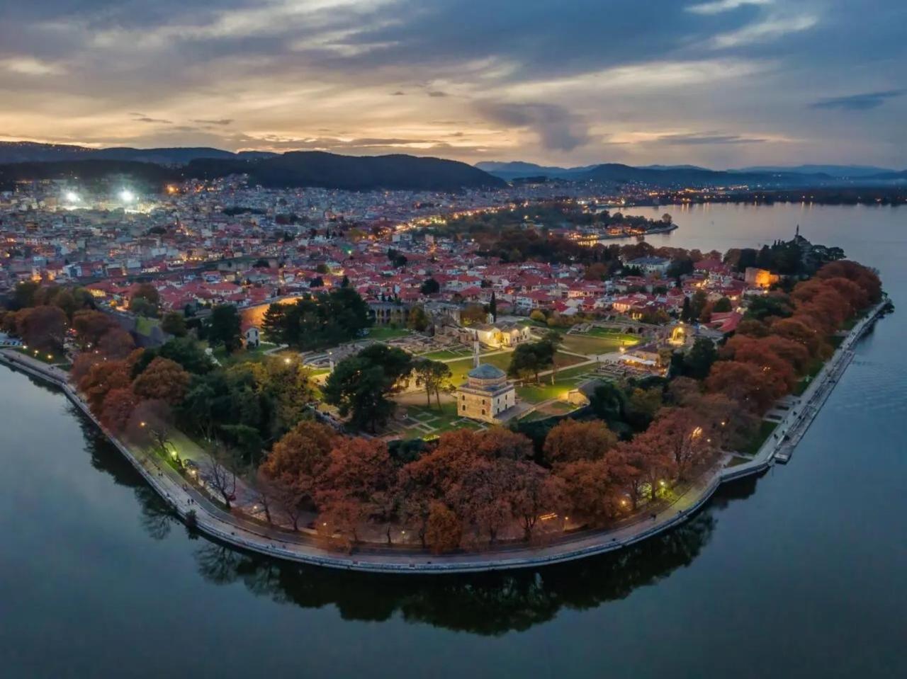 Cozyio- Ioannina City Center, Luxury Accommodation المظهر الخارجي الصورة